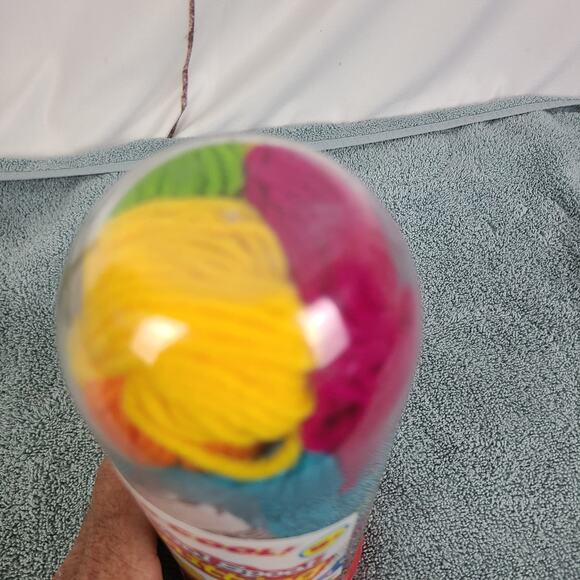 Alex Toys Craft Cool Spool Knitting Set 5 Skeins of Yarn Knitting Tool ages 5 up - Picture 6 of 7